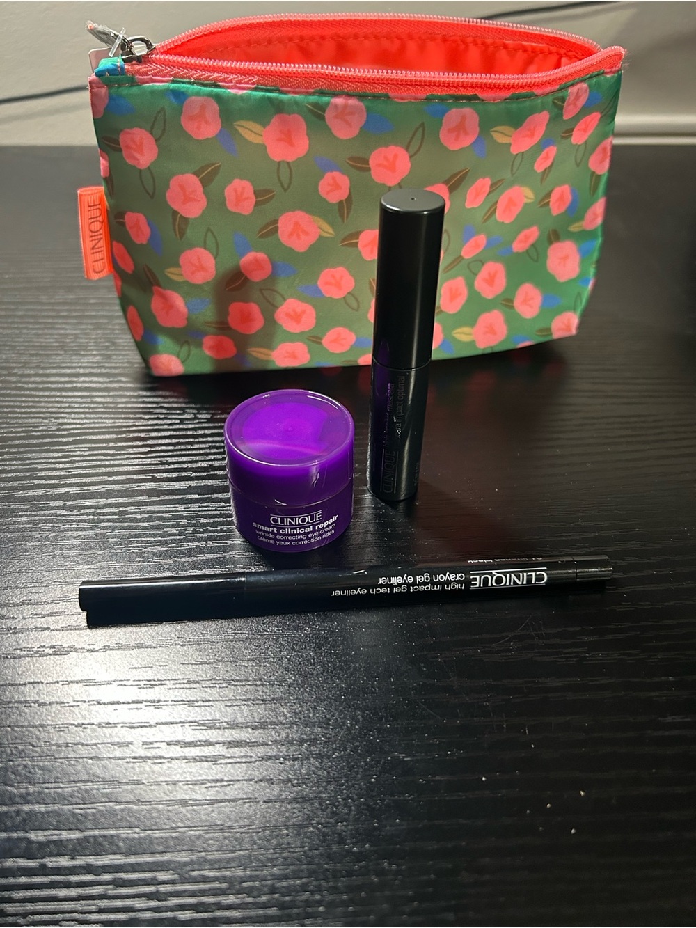 Clinique Green Floral Cosmetic Bag with Purple Eye Cream & Black Liners